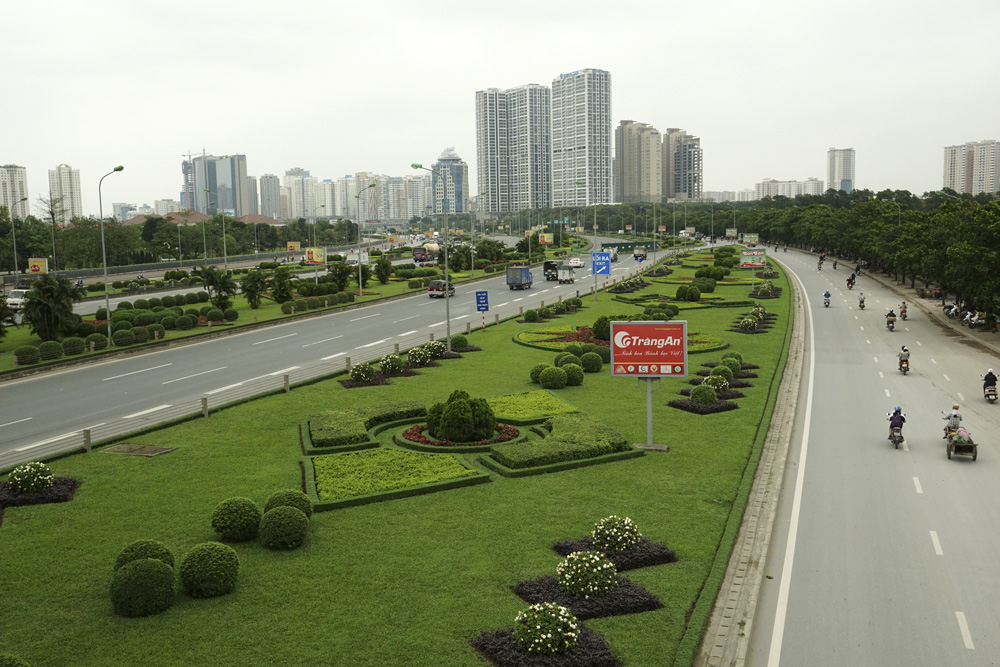 Build 'garden city' model parties Thang Long Highway